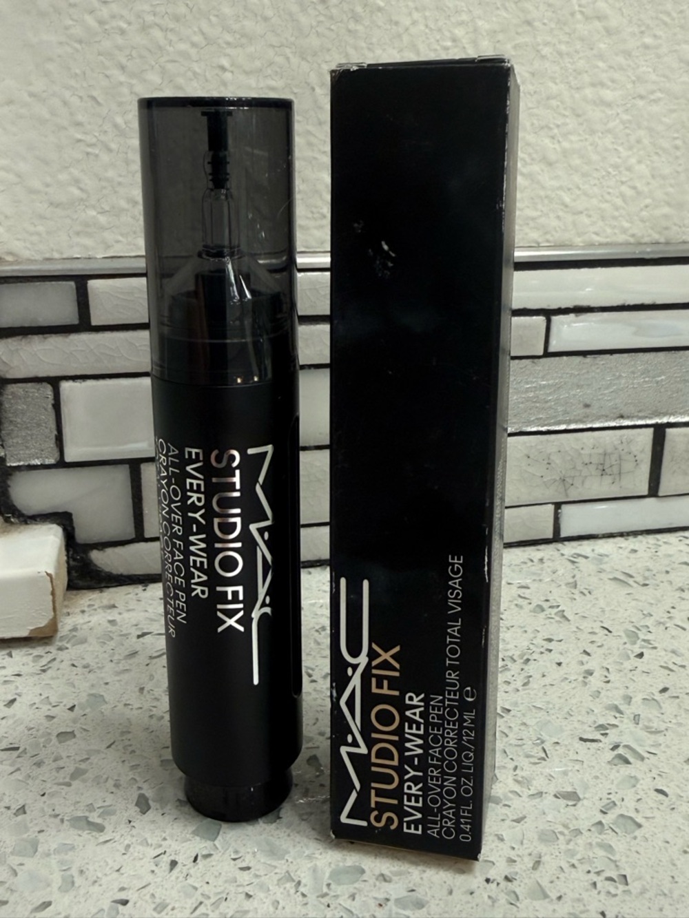 MAC Cosmetics Studio Fix Every-Wear All-Over Face Pen - NC13 - Brand new